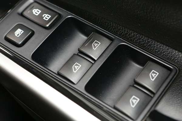 2021 Mitsubishi Pajero Sport GLX QF
