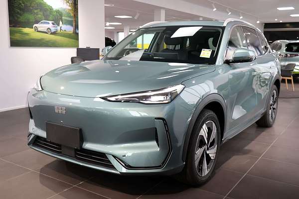 2025 Geely EX5 Inspire E245