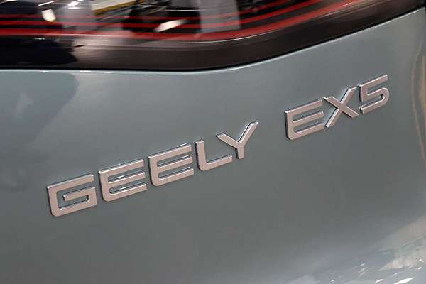 2025 Geely EX5 Inspire E245