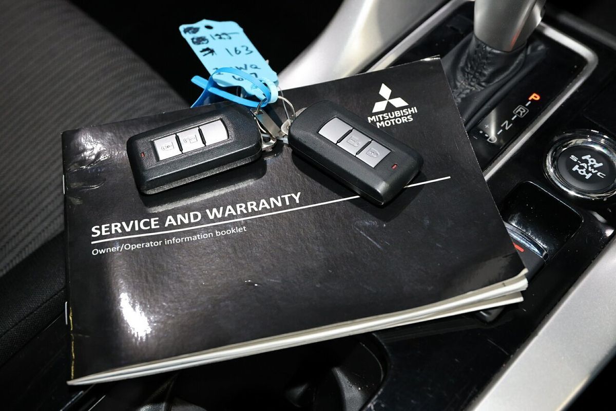 2023 Mitsubishi Eclipse Cross LS YB