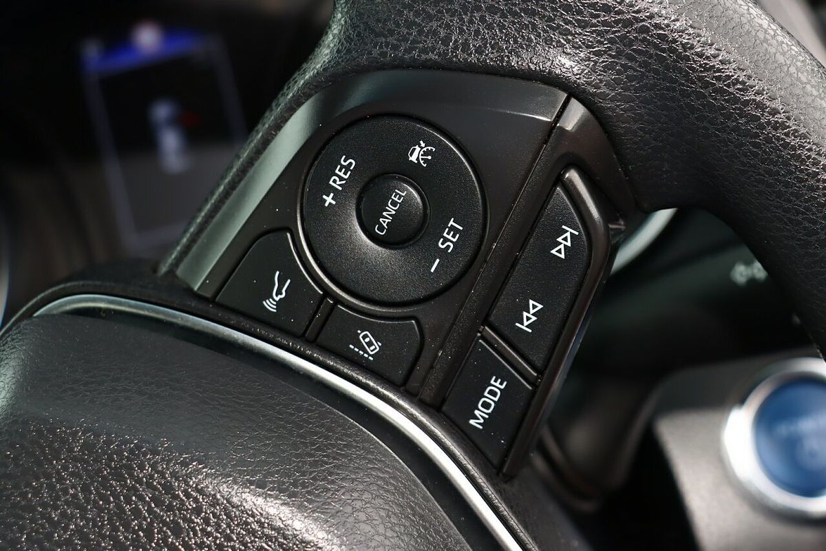 2022 Toyota Camry Ascent AXVH70R