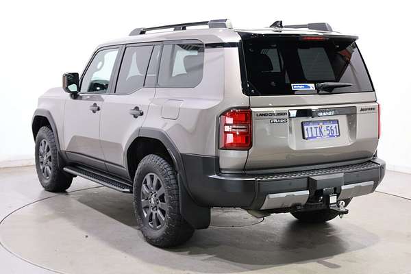 2024 Toyota Landcruiser Prado Altitude GDJ251R