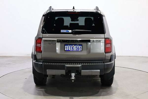 2024 Toyota Landcruiser Prado Altitude GDJ251R