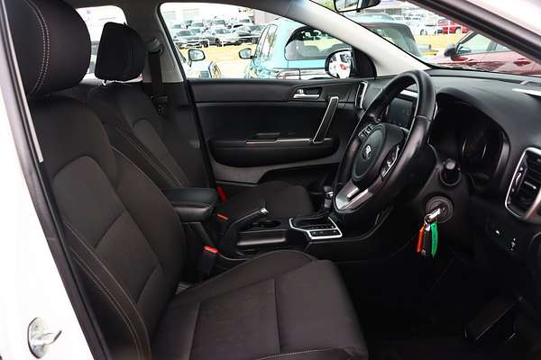 2020 Kia Sportage S QL