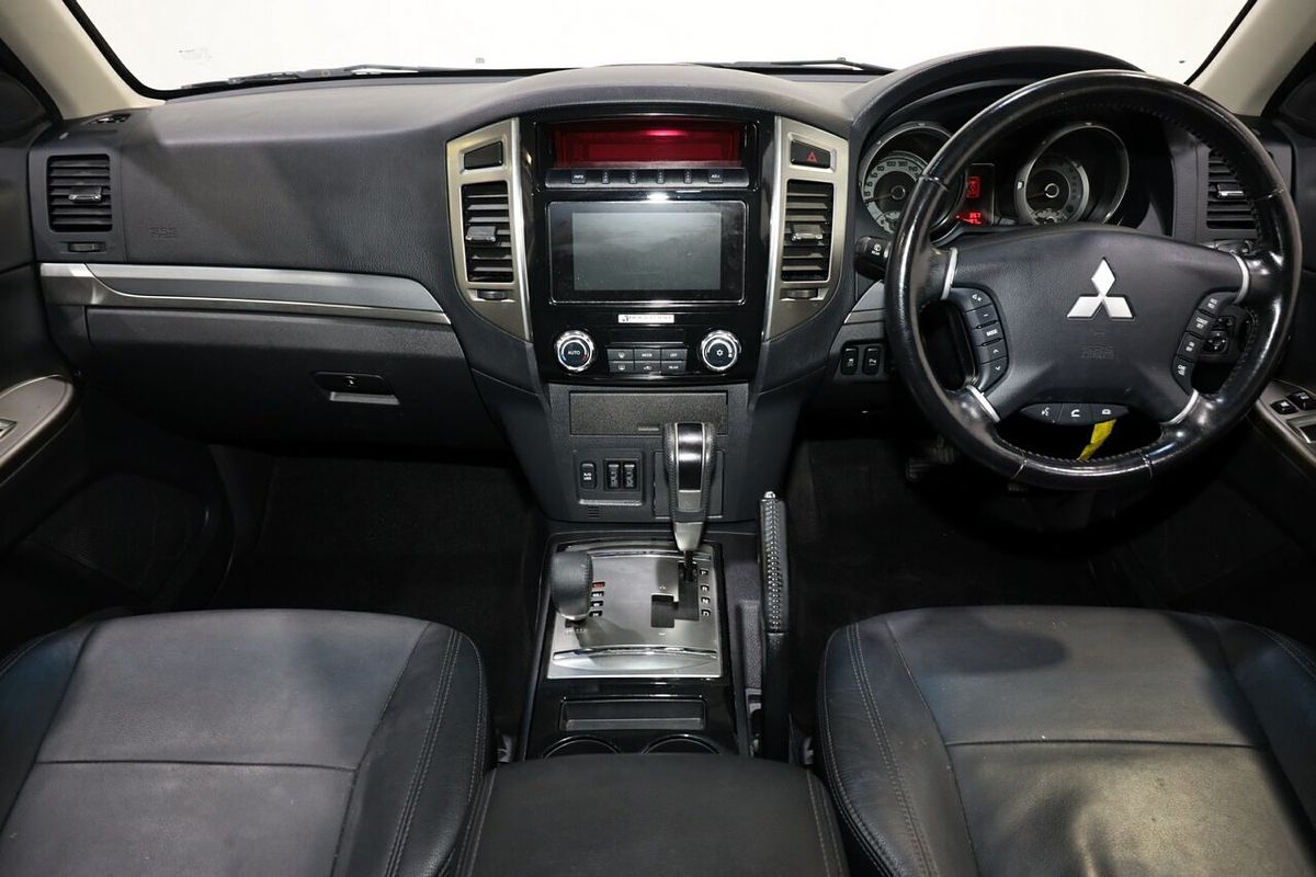 2020 Mitsubishi Pajero GLS NX