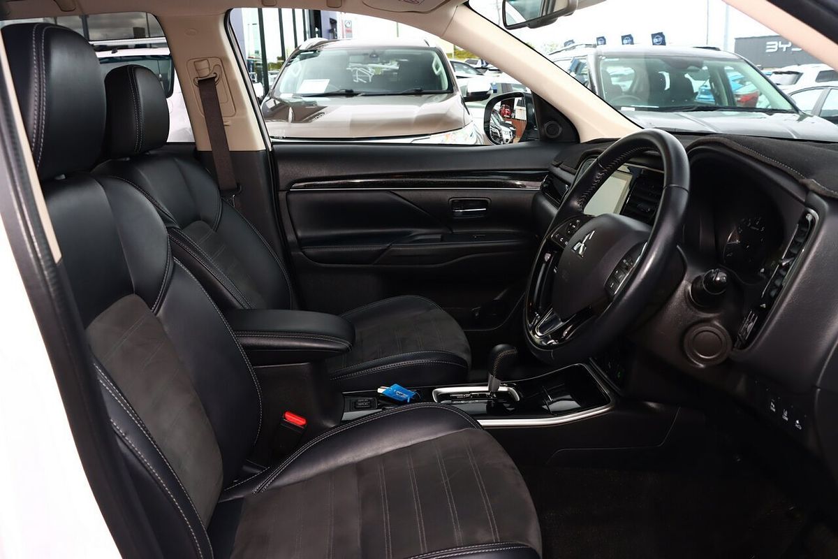 2020 Mitsubishi Outlander LS ZL