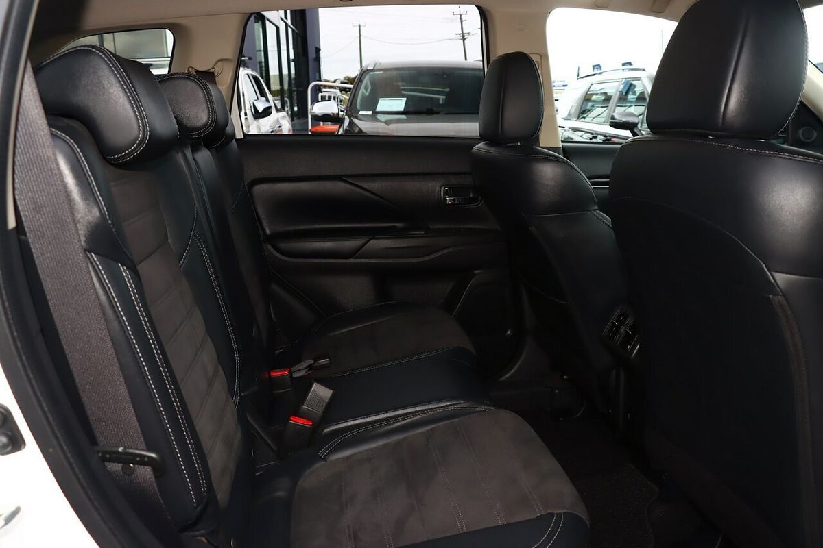 2020 Mitsubishi Outlander LS ZL