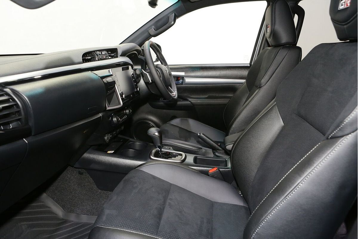 2025 Toyota Hilux GR Sport GUN126R 4X4