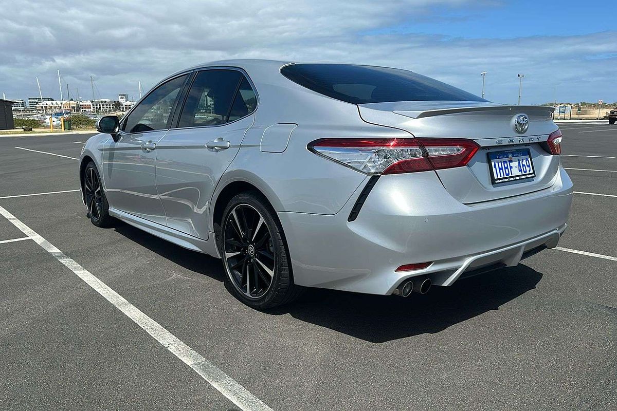 2020 Toyota Camry SX GSV70R