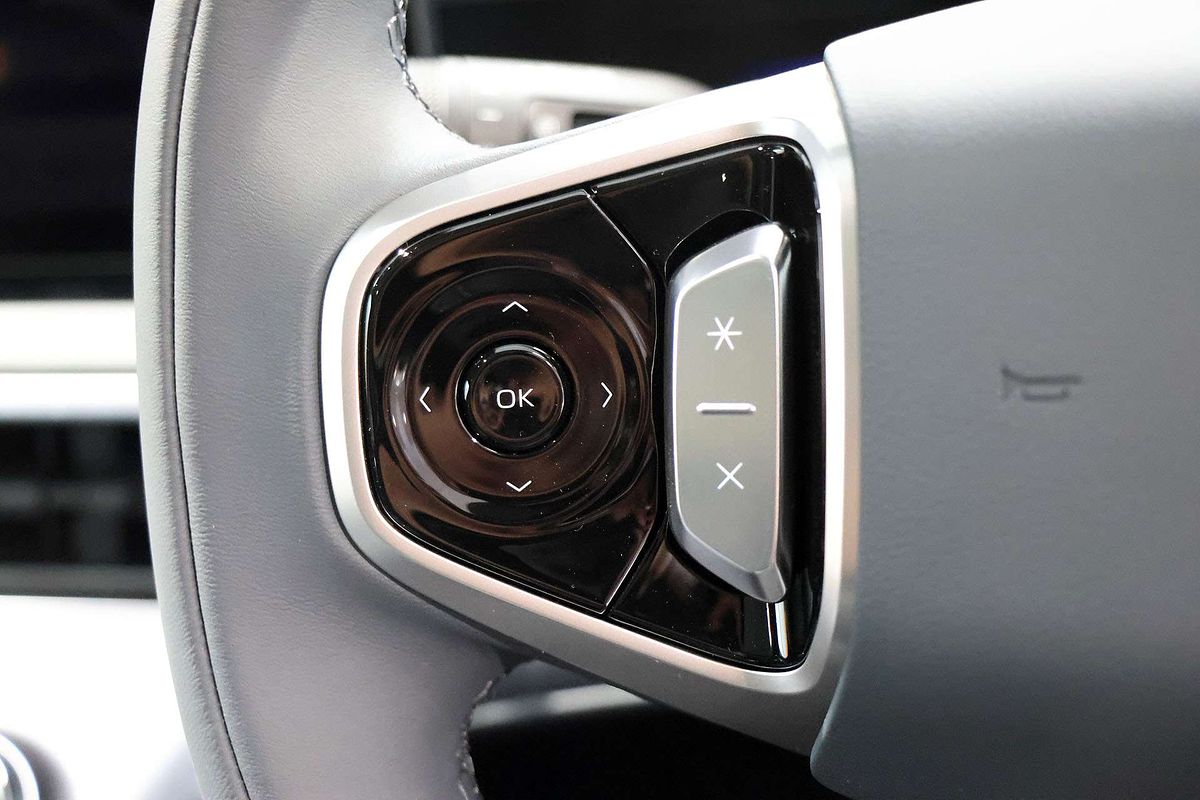 2025 Geely EX5 Inspire E245