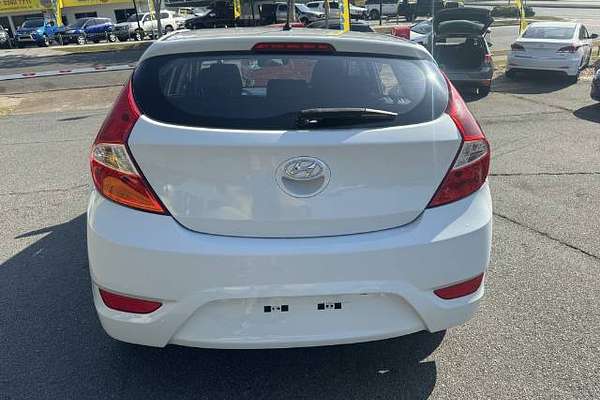 2018 Hyundai Accent Sport RB6