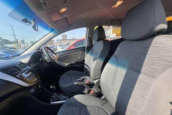 2018 Hyundai Accent Sport RB6