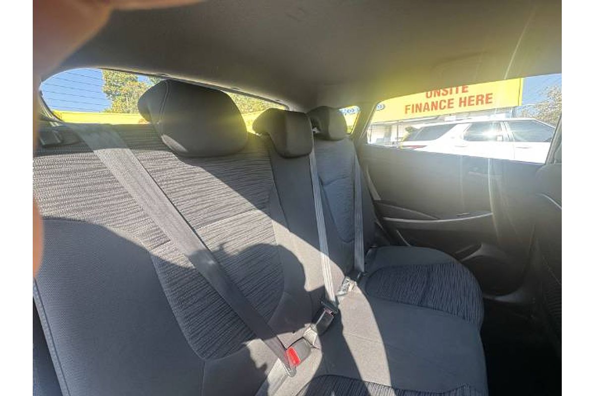 2018 Hyundai Accent Sport RB6