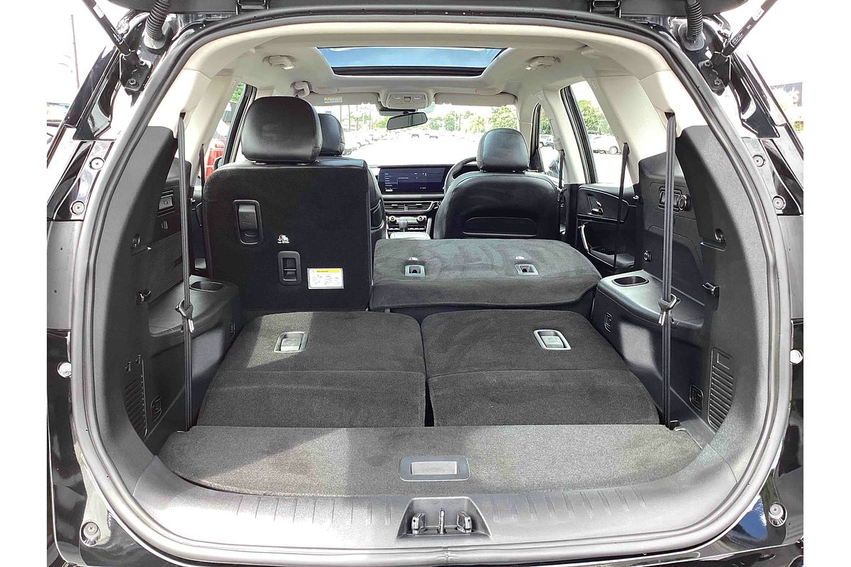 2024 Mahindra XUV700 AX7L