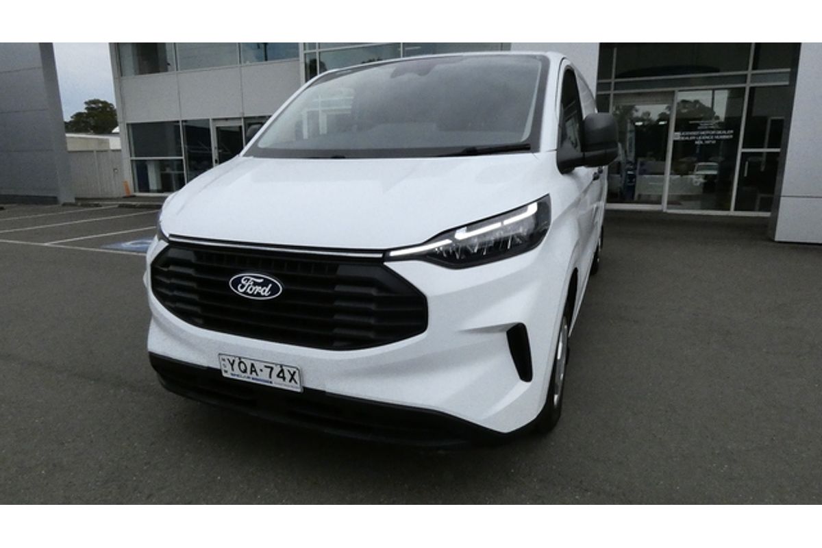2023 Ford Transit Custom