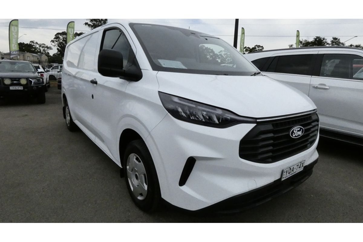 2023 Ford Transit Custom