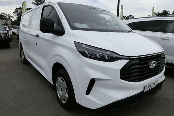 2023 Ford Transit Custom