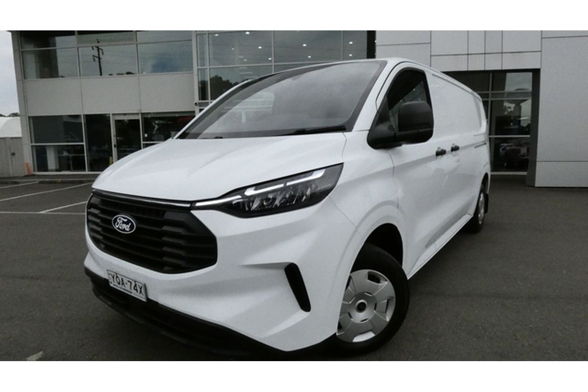 2023 Ford Transit Custom