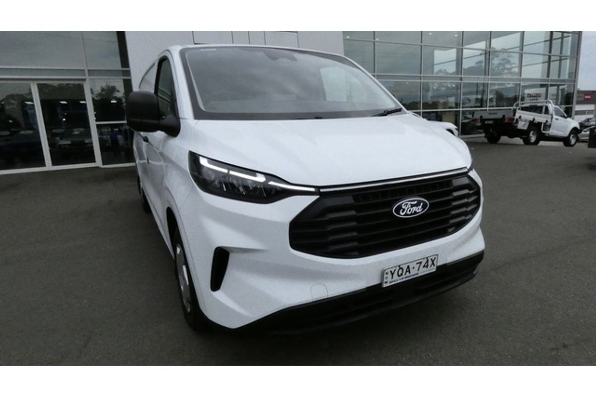 2023 Ford Transit Custom