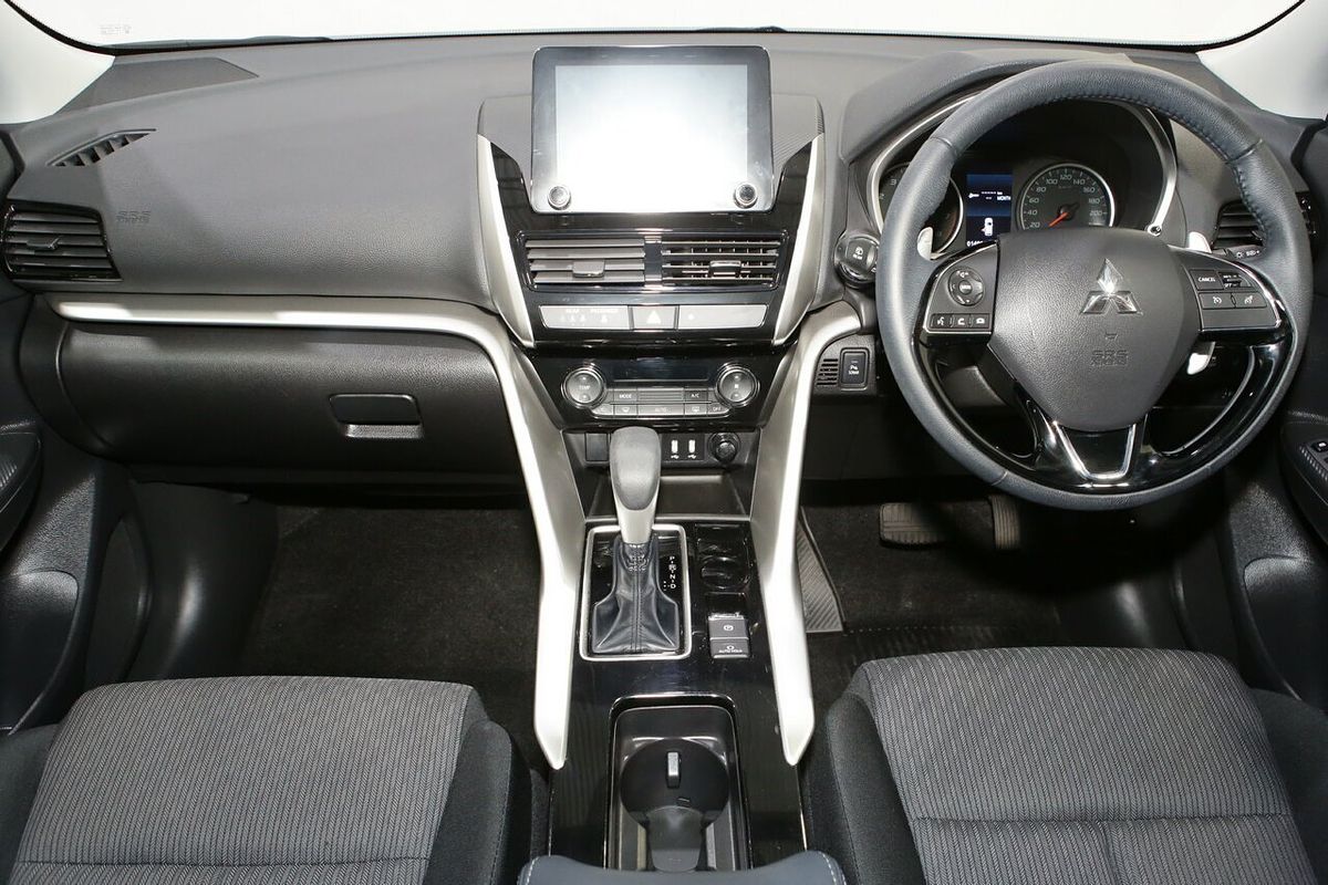 2024 Mitsubishi Eclipse Cross LS YB