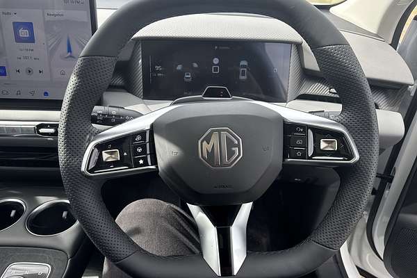 2025 MG MGS5 EV Essence 62 ZS3EM