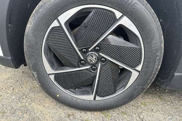 2025 MG MGS5 EV Essence 62 ZS3EM