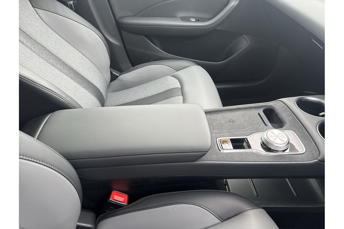 2025 MG MGS5 EV Essence 62 ZS3EM