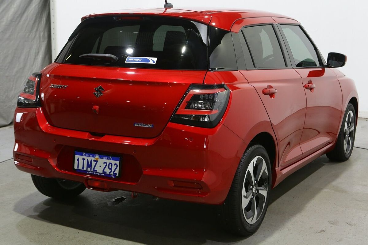 2025 Suzuki Swift Hybrid GLX UZ