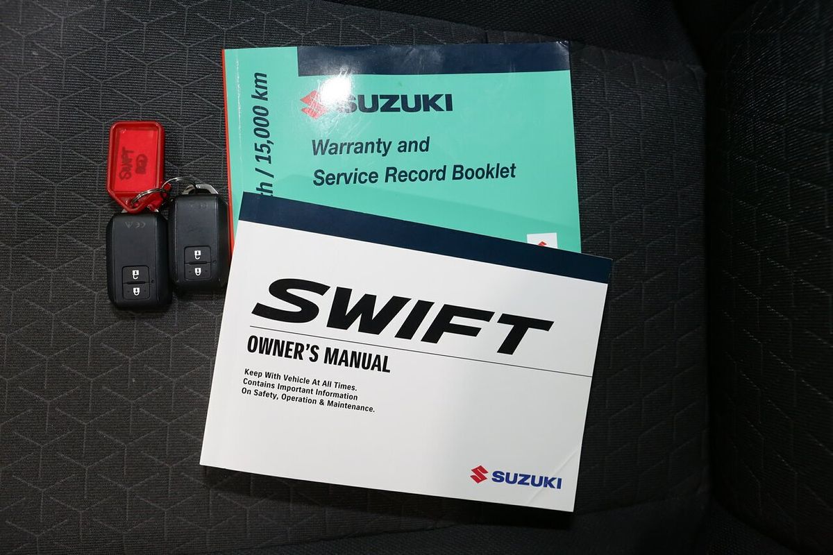 2025 Suzuki Swift Hybrid GLX UZ