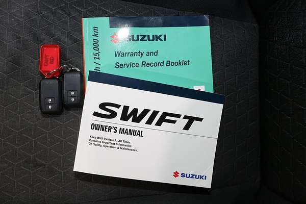 2025 Suzuki Swift Hybrid GLX UZ