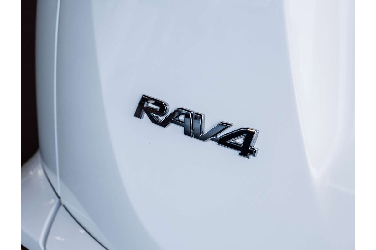2018 Toyota RAV4 GX ZSA42R