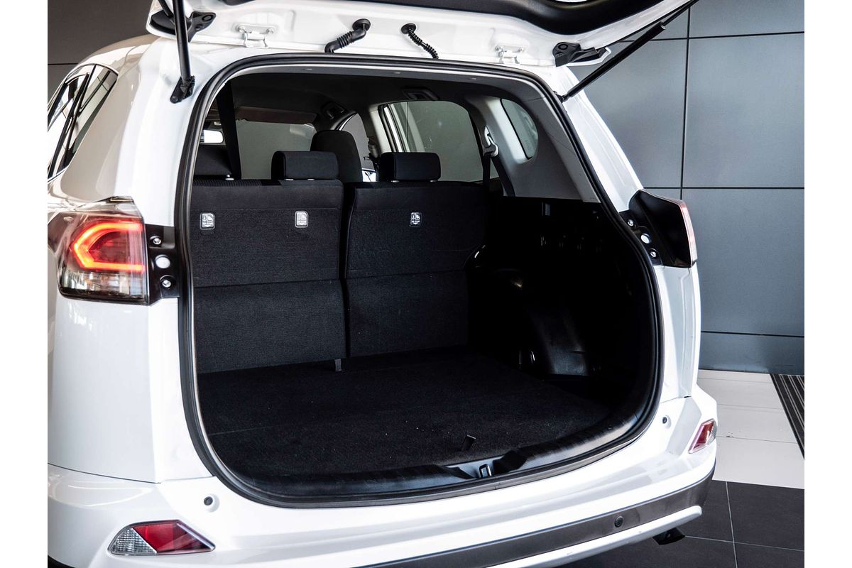 2018 Toyota RAV4 GX ZSA42R