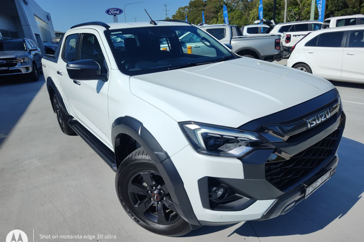 2024 Isuzu D-MAX X-TERRAIN 4X4