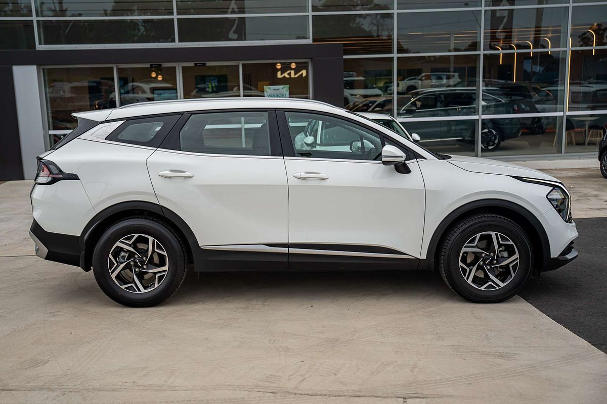 2023 Kia Sportage S NQ5