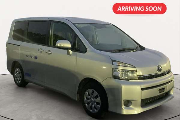 2011 Toyota Voxy Welcab