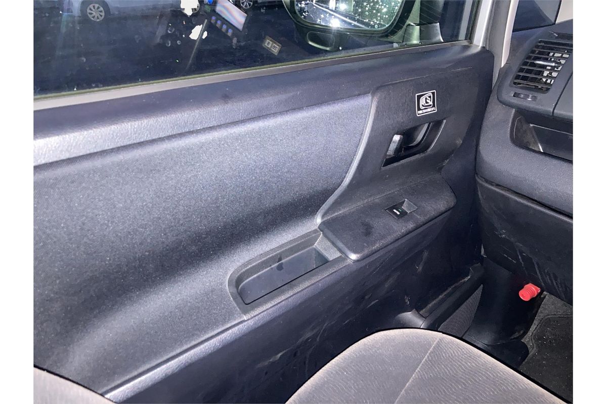2011 Toyota Voxy Welcab