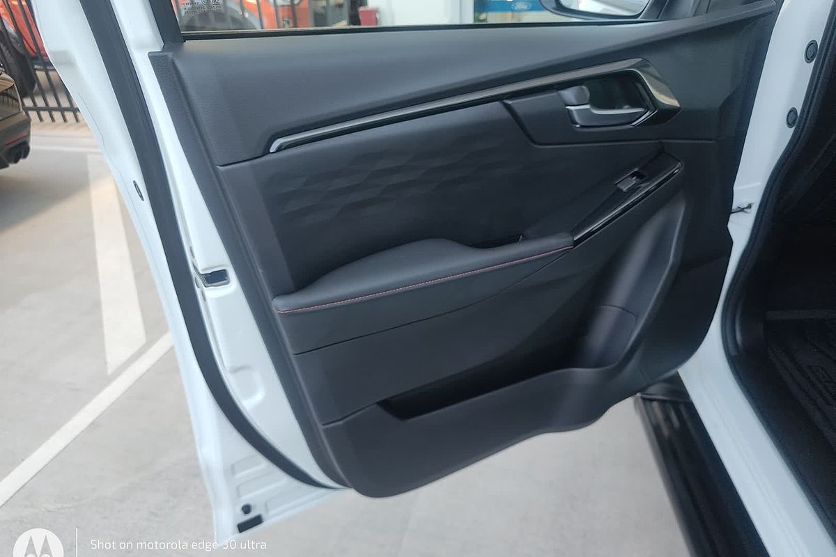 2024 Isuzu D-MAX X-TERRAIN 4X4