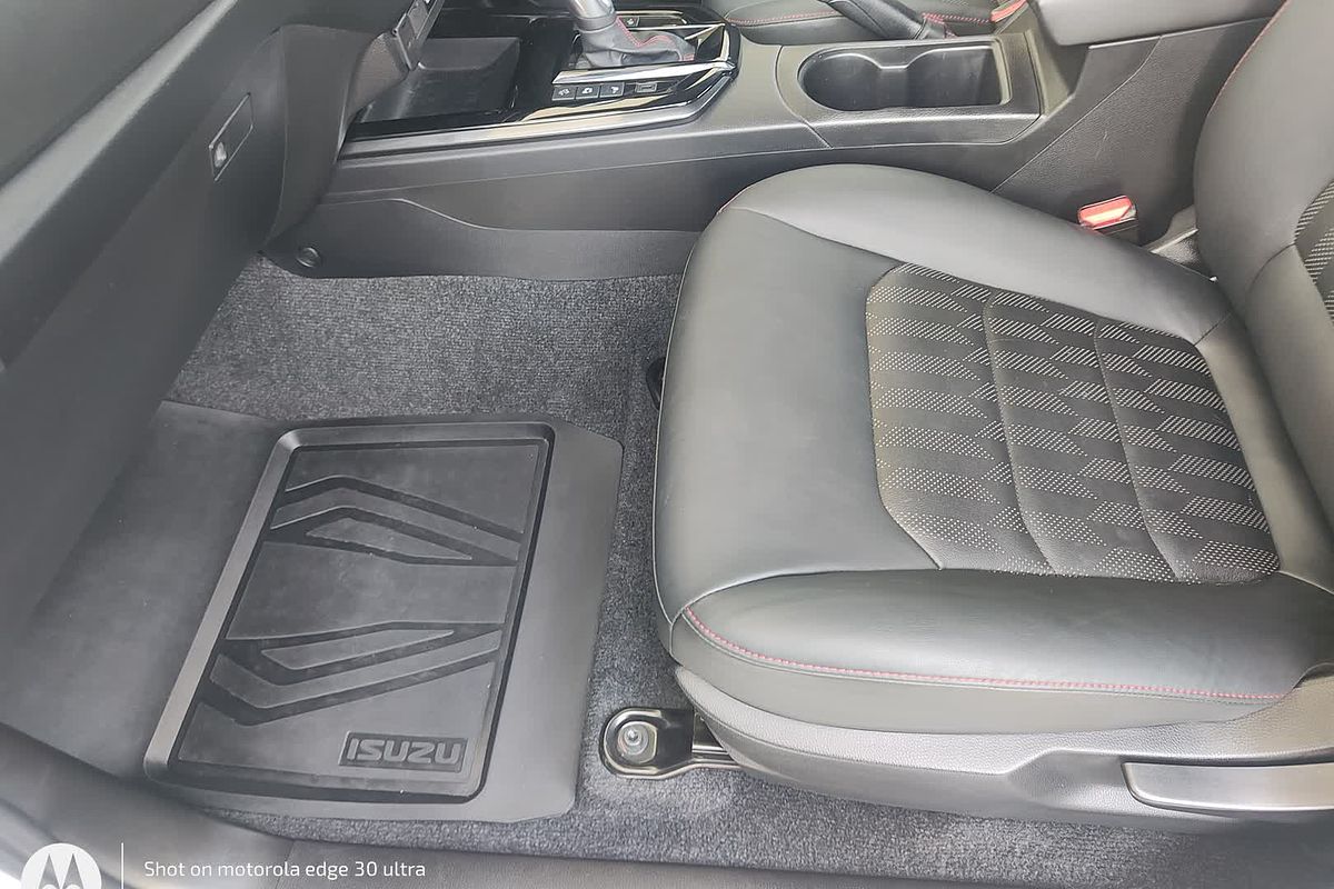 2024 Isuzu D-MAX X-TERRAIN 4X4
