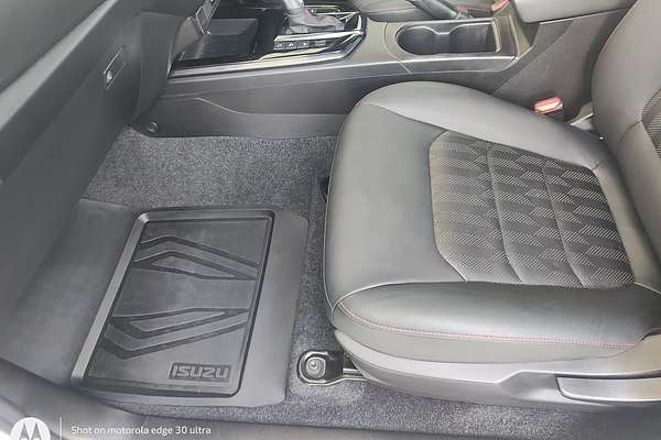 2024 Isuzu D-MAX X-TERRAIN 4X4