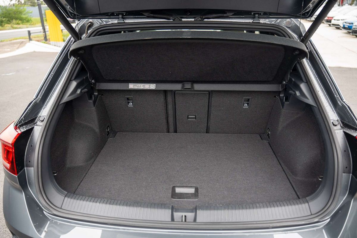 2021 Volkswagen T-Roc 140TSI Sport A11