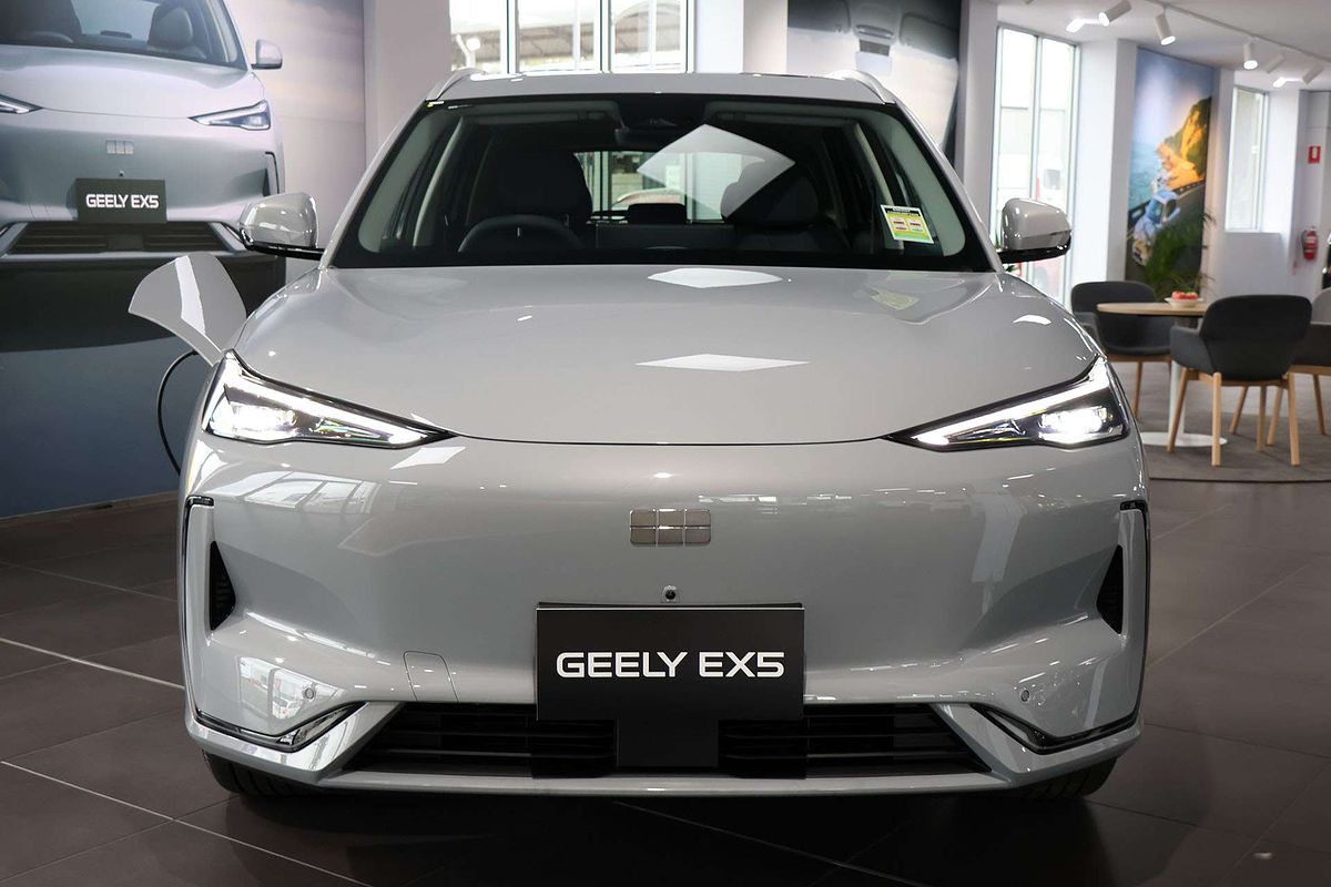 2025 Geely EX5 Inspire E245