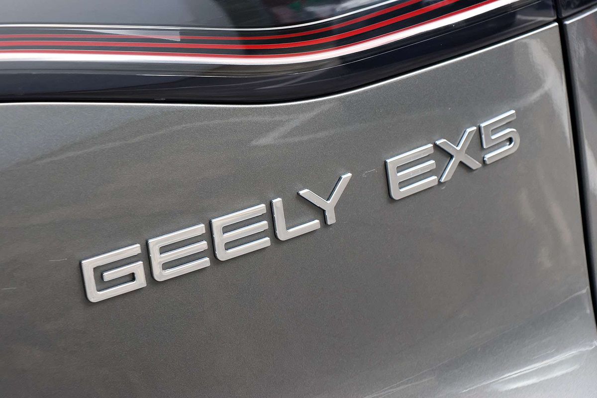 2025 Geely EX5 Inspire E245