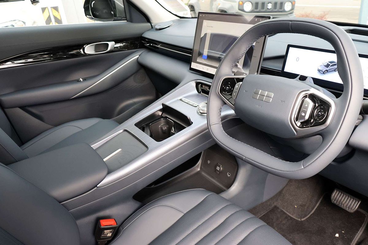 2025 Geely EX5 Inspire E245