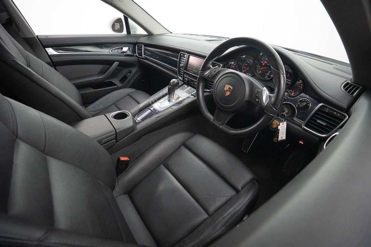 2014 Porsche Panamera 970