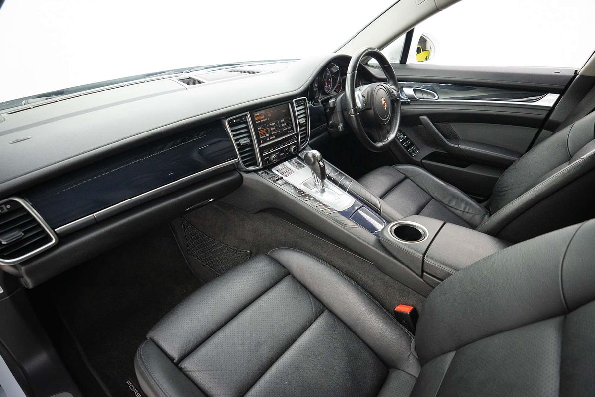 2014 Porsche Panamera 970