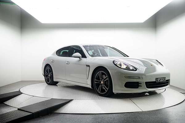 2014 Porsche Panamera 970