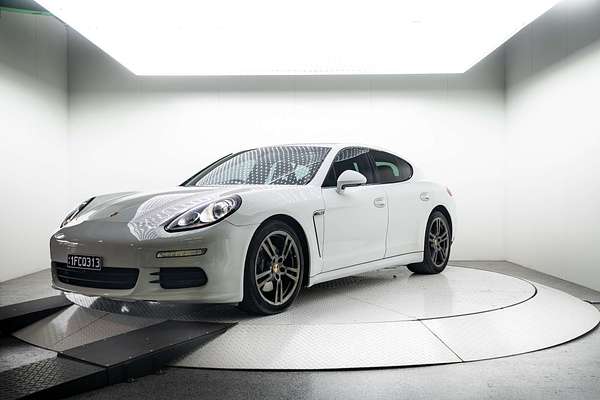 2014 Porsche Panamera 970