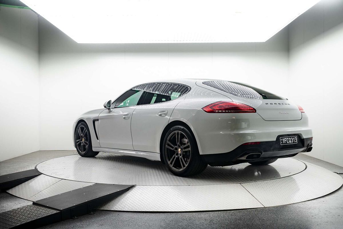 2014 Porsche Panamera 970