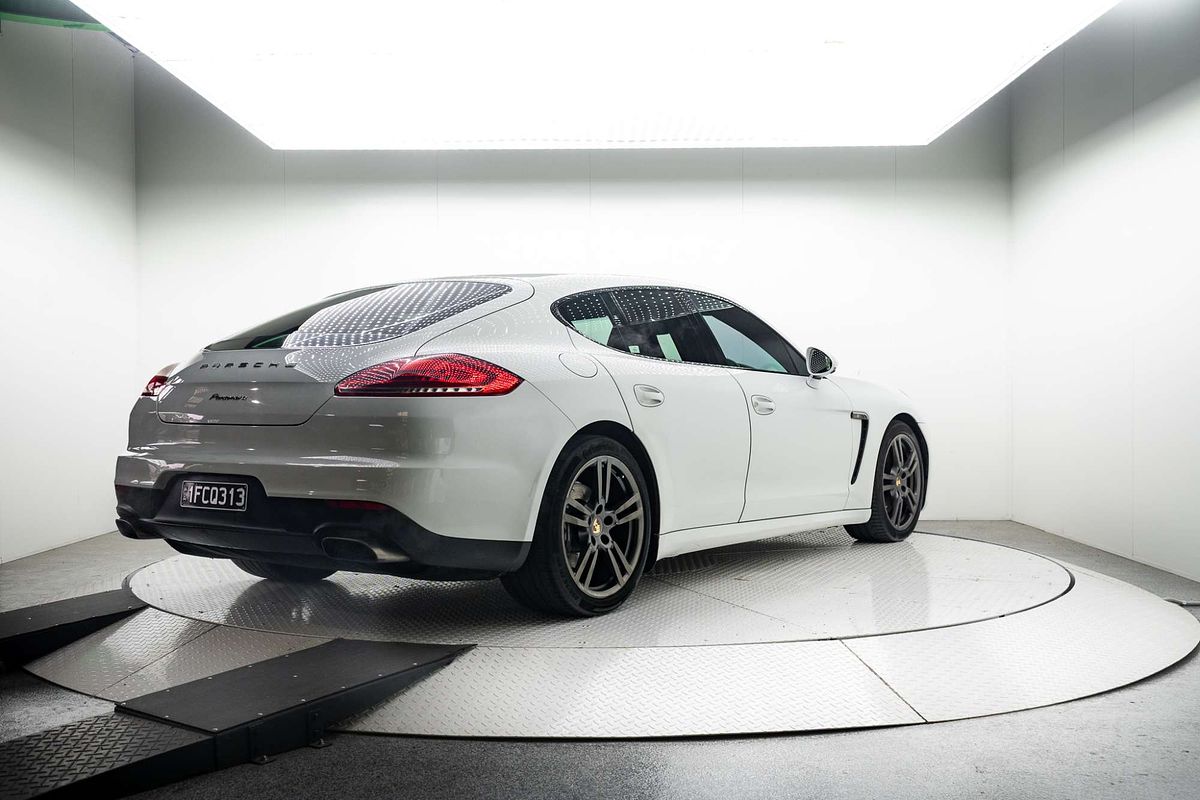 2014 Porsche Panamera 970