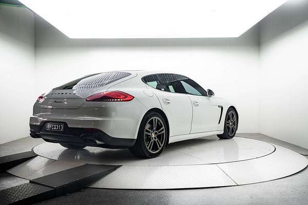 2014 Porsche Panamera 970